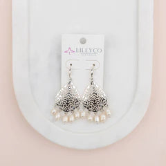 Silver Dangly Earring**