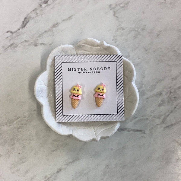 'MISTER NOBODY' Earring - Ice Cream