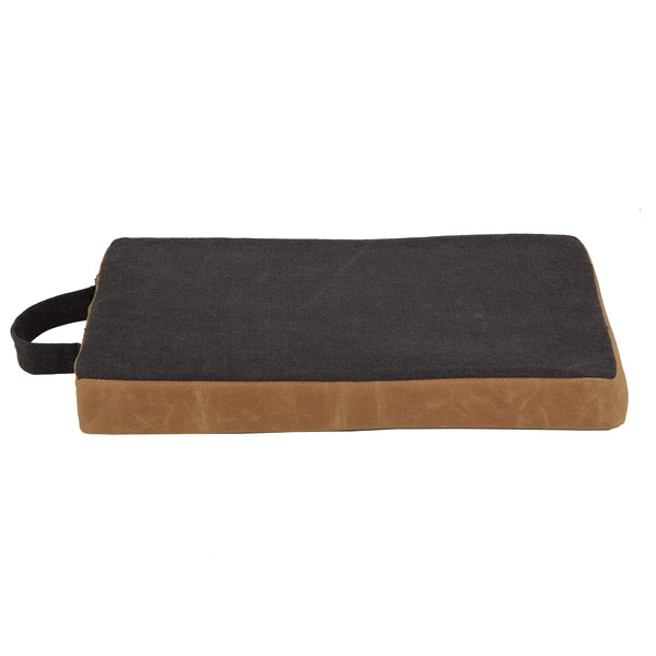 Harold Canvas Kneeler