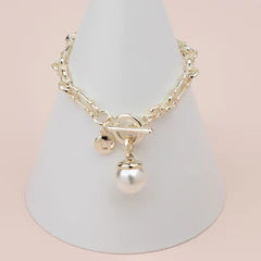 Gold Single Pearl Bracelet**