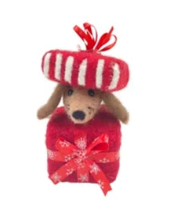 Felt Puppy in a Present