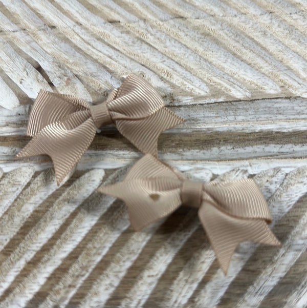 Bow Clip - Light Brown (2)